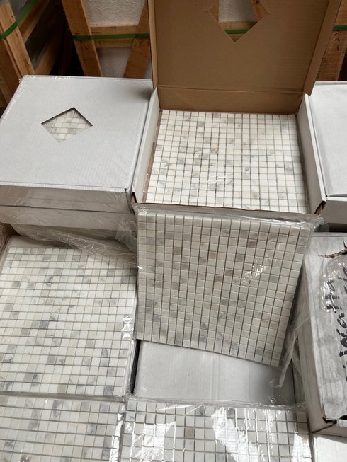 Calacatta Gold Square Mosaic Backsplash Wall Tile 5/8"